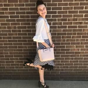 Meet your Posher, Lily